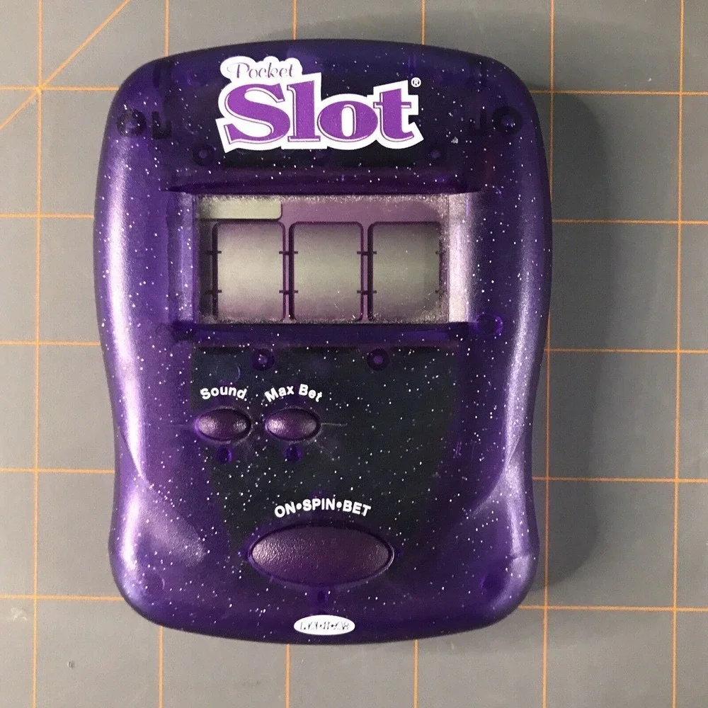Radica 2004 Purple Pocket Electronic Handheld Game Machine Game